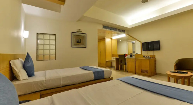 Клубный номер Standard Hotel Ajanta Juhu near Juhu Beach