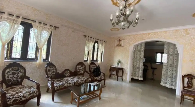 Gonsalves Villa- Guest Home, Rezervovat Penzión Hotely v South Goa s parkováním, Parkování