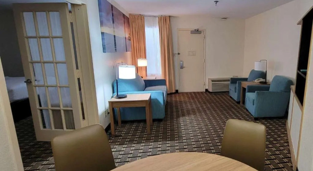 Четырёхместный люкс Hotel Carolina