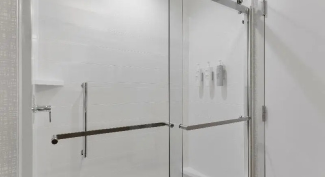 Двухместный люкс c 1 комнатой Hampton Inn Saline