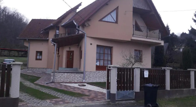 Апартаменты Marika Apartmanház