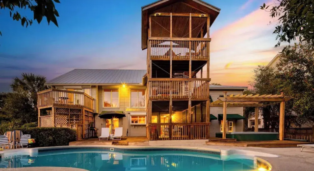 Коттедж Raven by Avantstay Entertainers Dream w/ Pool, Hot Tub, Game Room! 9 Brs!