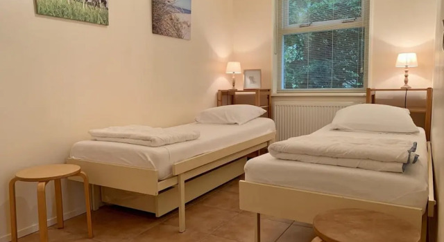 Comfortable Family Bungalow Near Beach