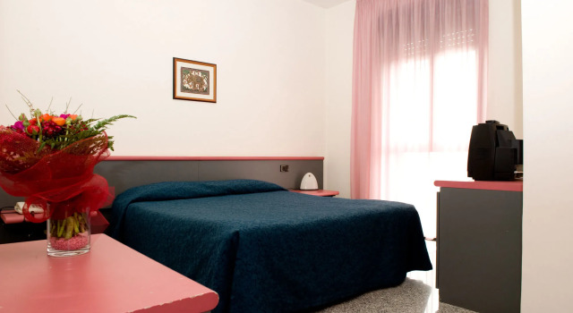 Hotel 90