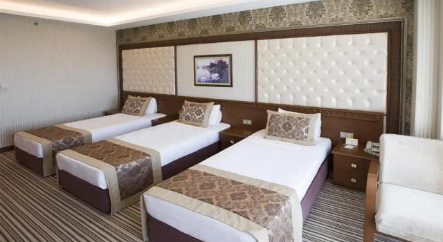 Трёхместный номер Standard Grand Altuntas Hotel
