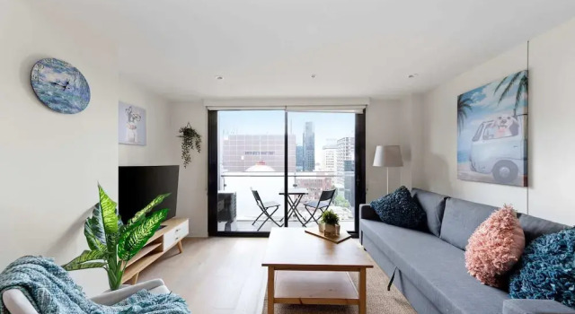 Апартаменты A Cozy & Comfy 2BR Apt Near Victoria Market