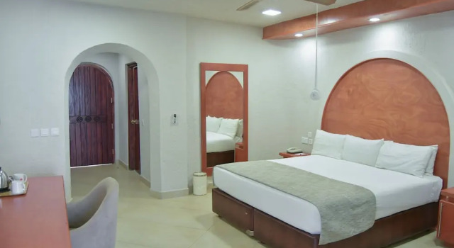 Caribbea Bay Resort
