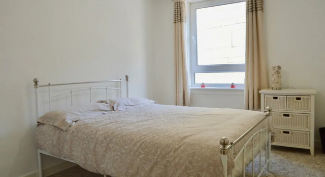 Bright 2 Bedroom Apartment in the Heart of Edinburgh, Забронировать Апартаменты/квартира Эдинбург Midlothian, рядом с Железнодорожный вокзал Эдинбург-Уэверли