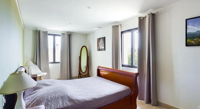 Villa rénovée à Eygalières avec piscine chauffée - FR-1-599-19, Забронировать Отель Эгальер Альпий