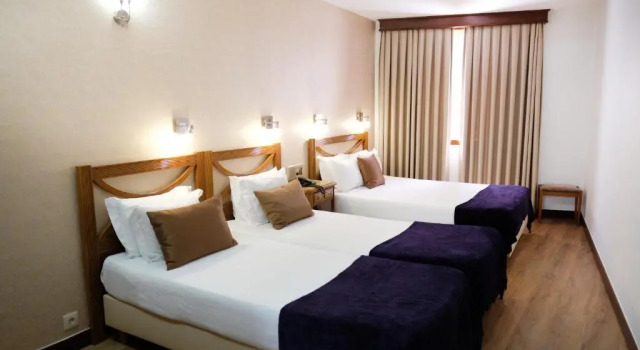 Трёхместный номер Standard Hotel Dona Sofia