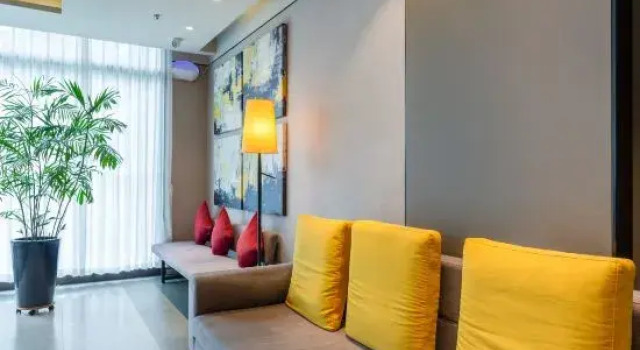 Homeinn Plus Hotel (Zhengzhou CBD Exhibition Center), Book Hotel Liulinzhen Henan