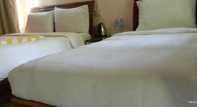 Samarth Bardia Adventure Resort, Prenota Resort Hotel a Lumbini Pradesh Province con colazione, Colazione