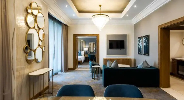 Люкс Presidential с балконом Silverstar Hotel
