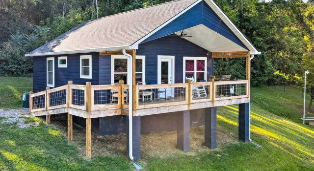 Коттедж Bean Station Cottage: Unobstructed Lake Views