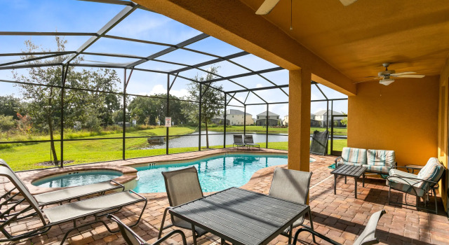 Veranda Home 8br 6 En-suites Lake View Pool SPA