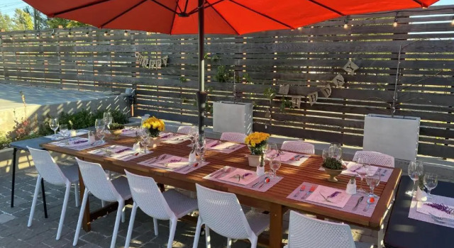 Коттедж с 3 комнатами Farm to Table Hideaway in Healdsburg