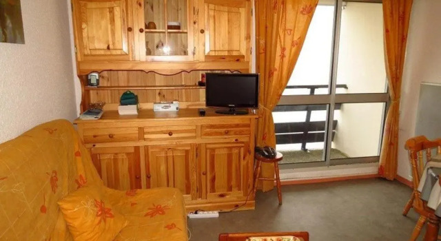 Appartement La Mongie, 1 pièce, 4 personnes - FR-1-404-101, Забронировать Апартаменты/квартира Отели Tourmalet Ski Resort с парковкой, Парковка