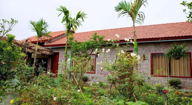 Tam Coc Little river Bungalow