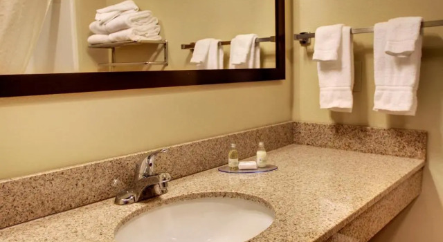 Одноместный номер Standard Cobblestone Inn & Suites - Bottineau