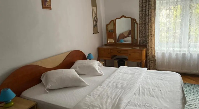 Mountain Countryside House & Courtyard near Sibiu, Varaa Hotelli Gura Raului 
