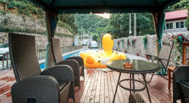 Qinyuan Shanju Private Garden Holiday Villa, Book Villa Huzhou 
