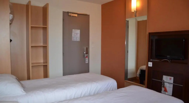 Двухместный номер Standard ibis Issoire