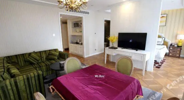 Suite Deluxe Lock Hotel