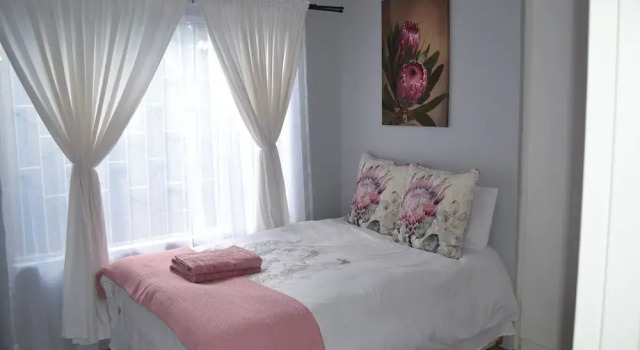 Вилла Comfort Africa Emerald at 47 Petronella
