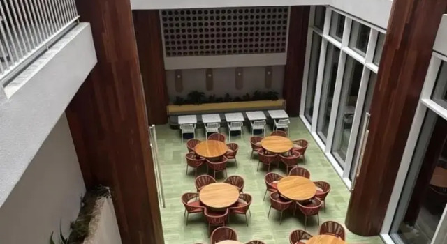 Zapadilly Tree Hotel