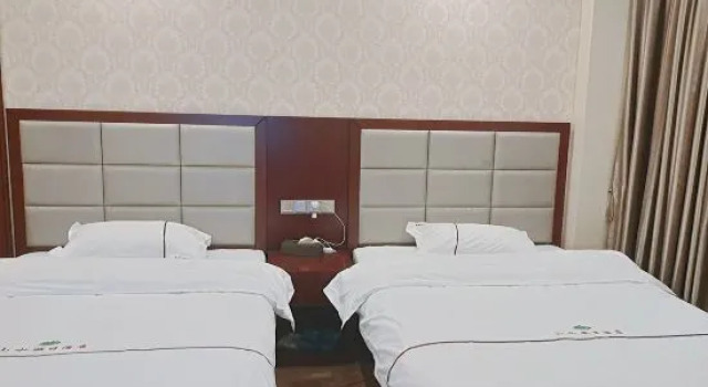 Люкс Deluxe с 2 комнатами Landscape Holiday Hotel