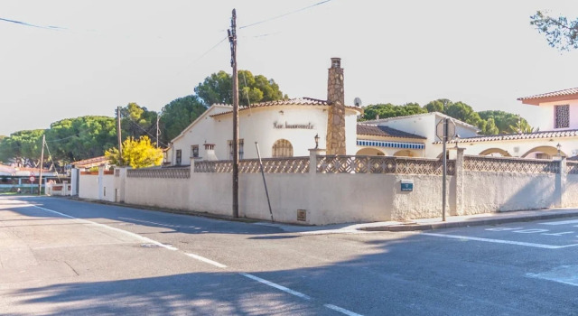Fantastic Holiday Home With Private Pool in L'escala