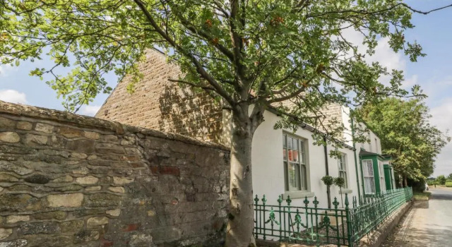 Londesborough Cottage