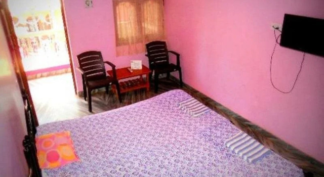 Glory Lazfina Guest House, Забронировать Гостевой дом Гостевые дома Калангут, рядом с Пляж Калангут, Гостевой дом