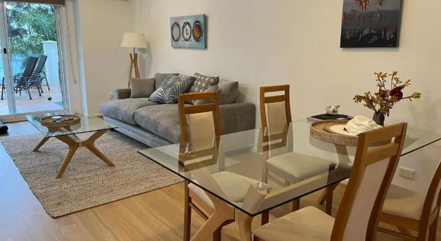 Апартаменты Beach side holiday apartment