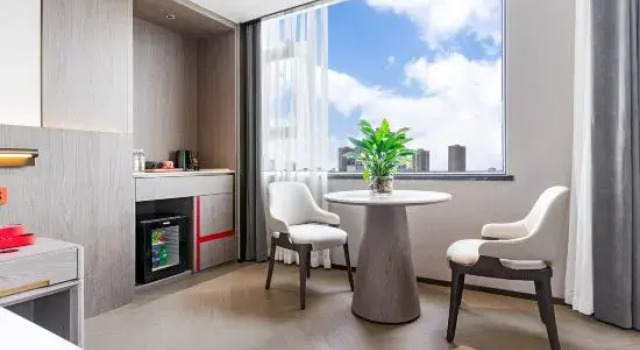 Люкс Deluxe Ramada Encore by Wyndham Kunming Guandu (Changhong Road Branch)