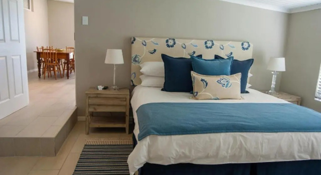 Коттедж Sneezewood Farm Bed&Breakfast and Self-Catering Cottage
