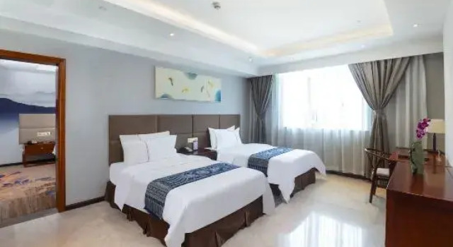 Семейный люкс Harmonious Qianjin Hotel