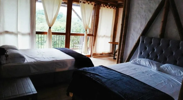 Tanager Lodge Quimbaya, Reservar Casa de férias Moradias em Quindio, Vila