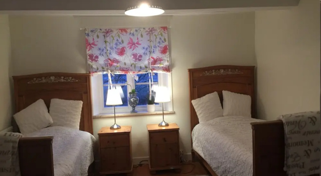 Björkåsa Gård Bed & Box, Book Hotel  
