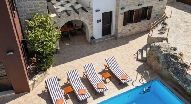 Phaistos Villas Elegant South Residence