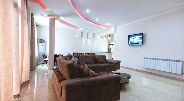 Hotel Port Altus, Забронировать Отель Отели Батуми с парковкой, рядом с Фонтан Нептуна, Парковка
