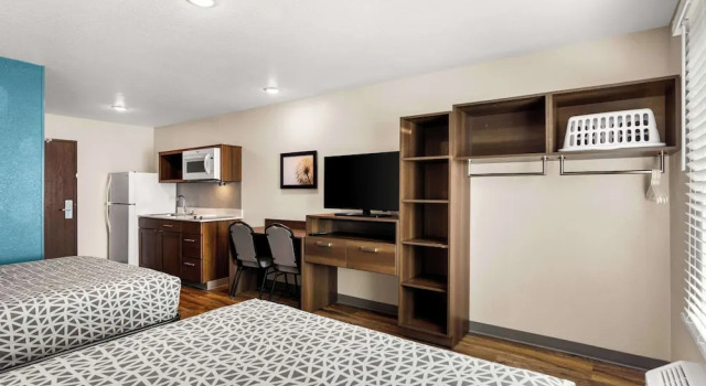 Четырёхместный люкс WoodSpring Suites Port St Lucie