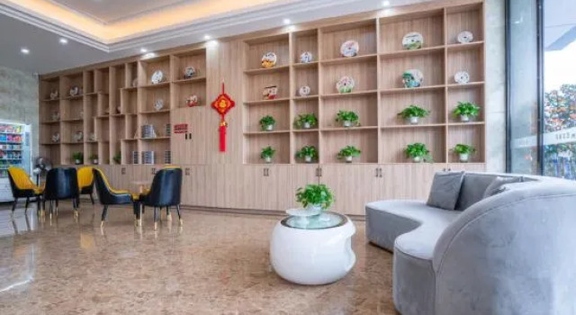 Yihao Hotel, Boek Hotel Hotels in Guangdong met parkeren, Parkeren