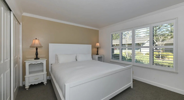 888 Oak Creek At Silverado 2 Bedroom Condo by Redawning