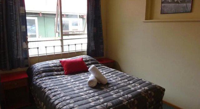 Номер Standard Glow Worm Accommodation