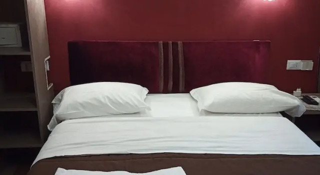 Relais Dante, Забронировать Отель Отели Рима с завтраком, рядом с Станция метро Manzoni, Завтраки