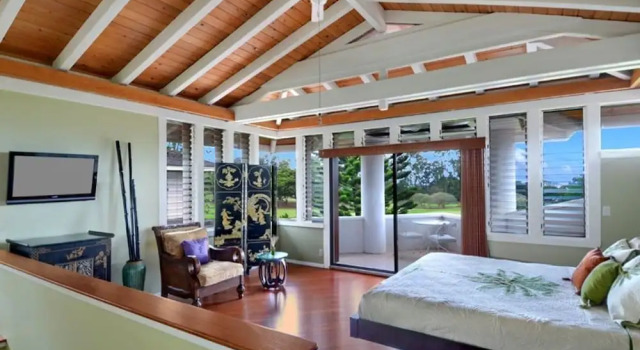 Rate Elegant Home With hot tub and Pool on Makai Golf Course, Забронировать Дом для отпуска Виллы Принсвилл, Вилла