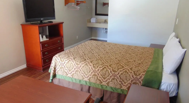 Двухместный номер Standard West Coast Inn Santa Ana