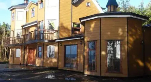 Parque Hostal Los Cahueles de Quicavi, 预订 酒店 Quicaví Chiloe