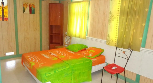 House With one Bedroom in Le Moule, With Pool Access, Furnished Garden, Prenota Hotel Hotel a Grande-Terre con piscina, Piscina